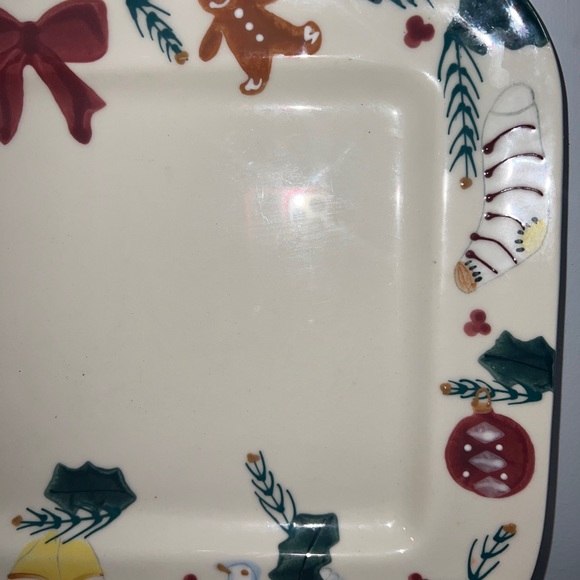 Hartstone CHRISTMAS TRADITIONS 16 1/2" Platter Beautiful Condition. - Picture 4 of 5